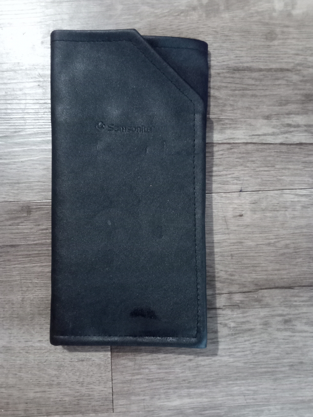 Samsonite Black Leather Travel Organizer Wallet